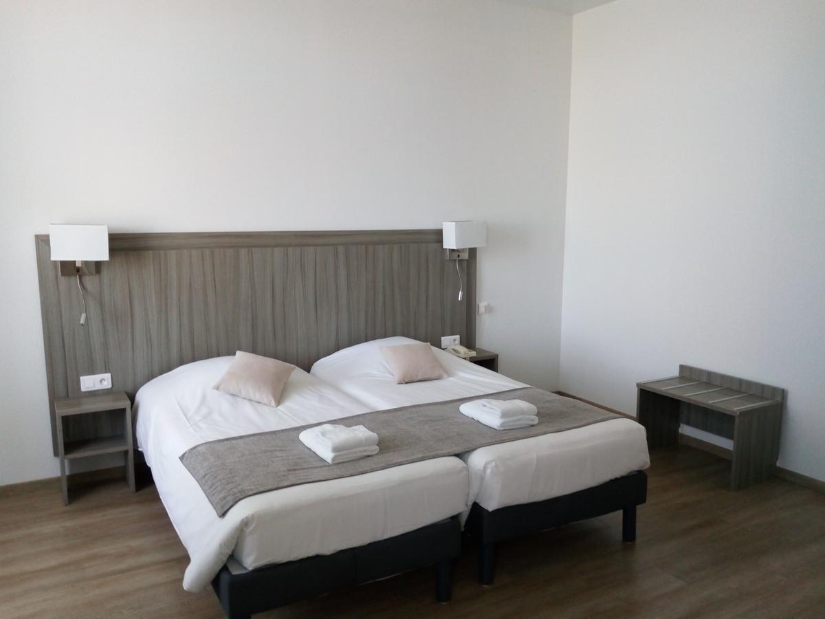 Penvénan Grand Hotel De Port Blanc מראה חיצוני תמונה